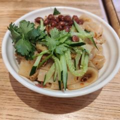 包笼仙·汤汁鲜肉包·八宝粥(沙新路店) User Photo