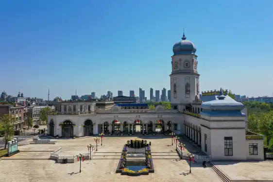 Hotels near Huzhou Movie Town (Louwailou Scenic Area)