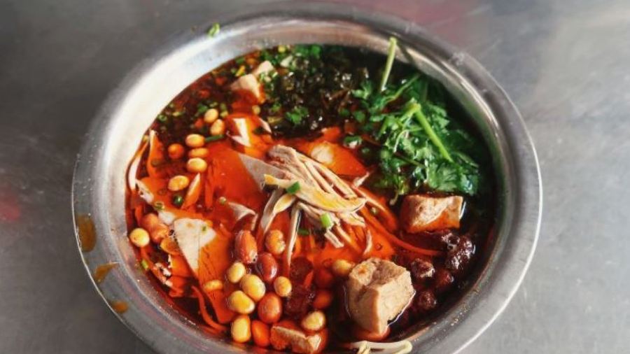 老五鸡丝豆花面粉