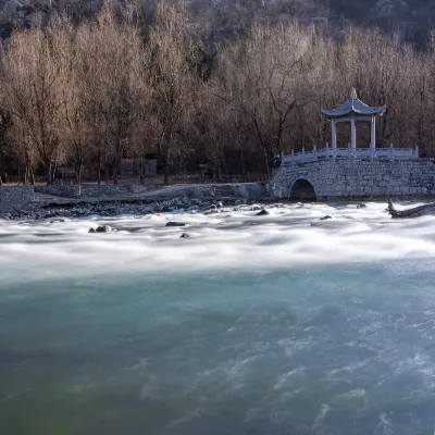 3-Star Hotels in Zhongmu