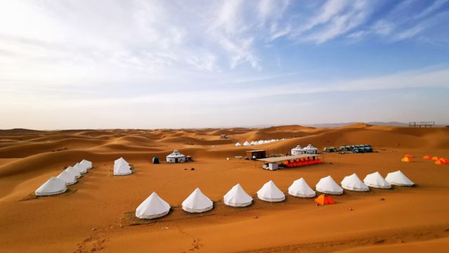 Zhongwei Tengger Moonlight Treasure Box Star Desert Camping Base