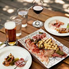 Arbory Bar & Eatery 여행 사진