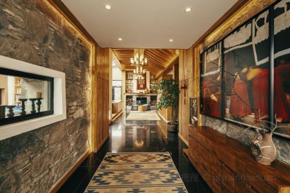 嘎尔庄园·星空之城·坐望雪山休闲餐吧