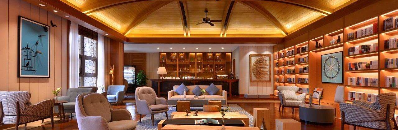 Emeishan Languang Jizhuang Hotel (Shanhu Road Branch)