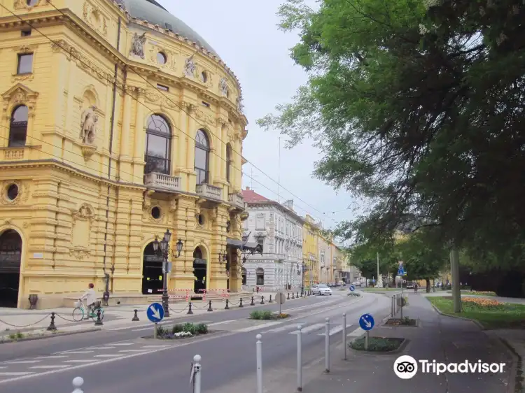 Hotel dekat National Theater of Szeged