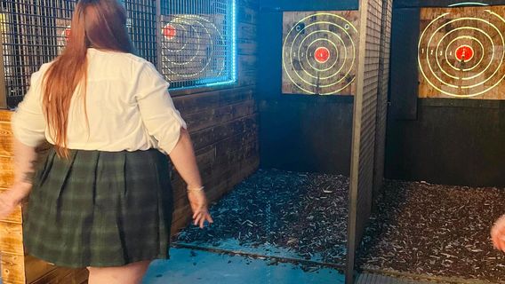 Hotshots Axe Throwing