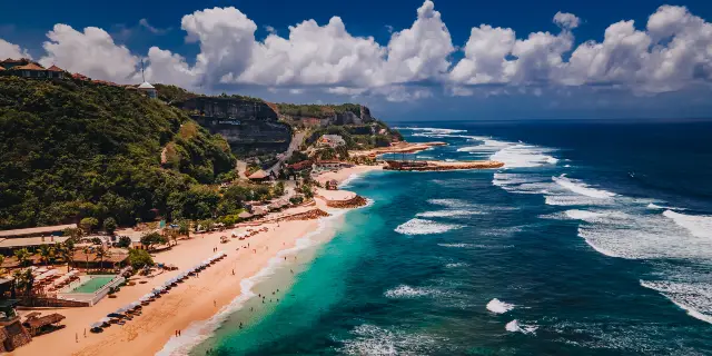 Bali hai : バリ島写真集 Bali hai : バリ島写真集 BALI Hai: バリ島写真集 | 横山 良一 |