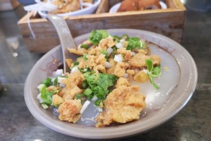 You Ji Fat Intestines and Local Chuan Cuisine