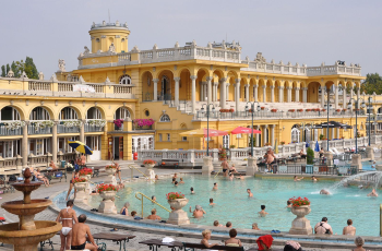 Popular Hot Springs Attractions in Budapest