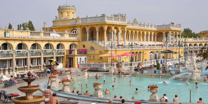 Széchenyi Thermal Bath image 0