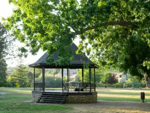 Oakhurst Community Park