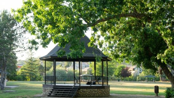 Oakhurst Community Park