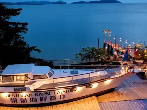 Kapal Layar Langkawi