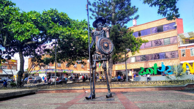 El Colegio Main Park