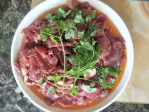 沈记酸菜牛肉火锅店(九号路店)