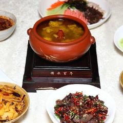 福照楼汽锅鸡饭店(龙腾店) User Photo