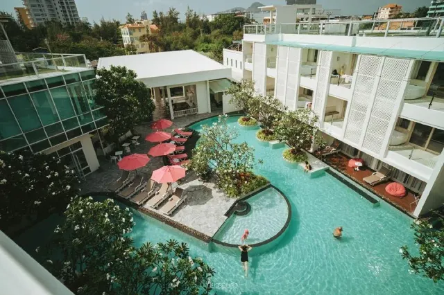 Update 5 โรงแรมสุดเก๋ในหัวหิน สะดวก ครบ จบในที่เดียว 2568