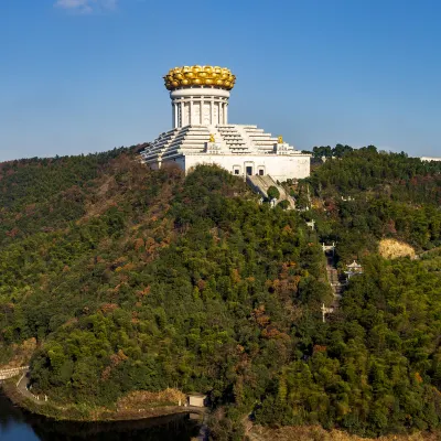 Huazhu Luxury Shaoxing Ancient City Calligrapher's Hometown Meisu