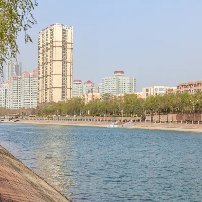 Hotels near Fengfan Square