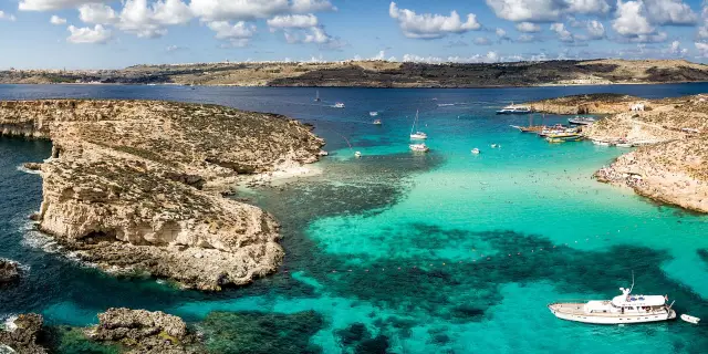 First-Timer's Paradise: Experiencing the Best of Malta in 20 Ways ( Malta 2024) - Unveiling the secrets of Comino