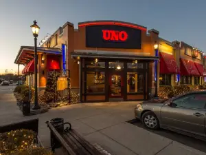 UNO Chicago Grill