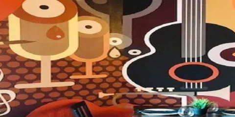 Mompou Tapas Bar & Restaurant