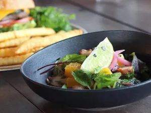 Cargo Bar & Eatery