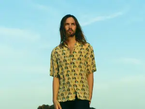 데시네샤르피우 | Tame Impala 투어