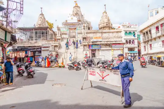 Hotels near Jagdish Temple