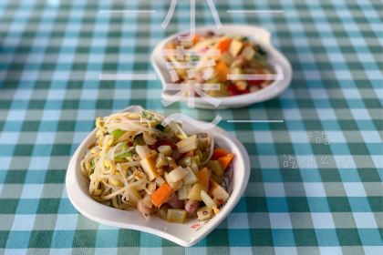 JIANG SHI SAO ZI ZHA JIANG MIAN