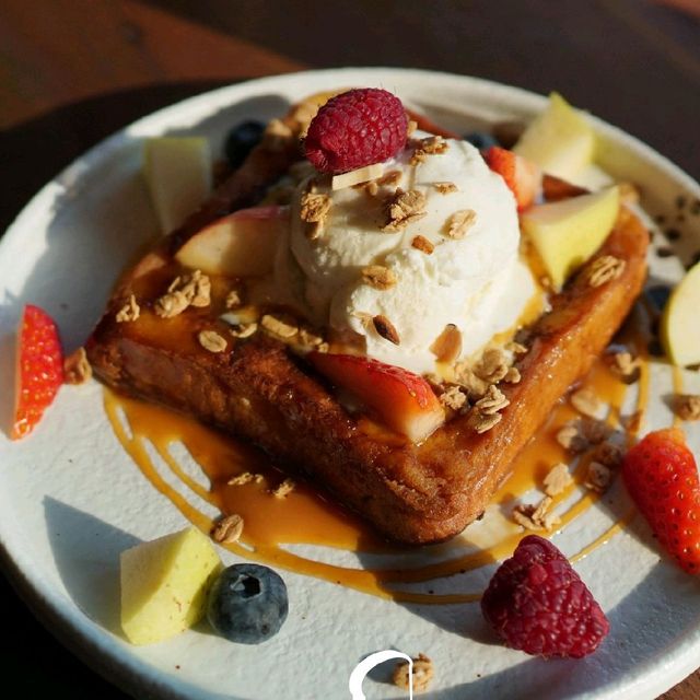 Junction Cafe Junction Cafe’n Bistro | Trip.com จังหวัดราชบุรี