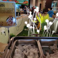 山泉湾温泉酒店·四季西餐厅·烤全羊·烧烤宵夜 User Photo