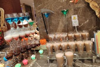 洪山国际大酒店高档西餐自助 User Photo