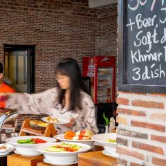 Angkor Thom Restaurant & Bar User Photo