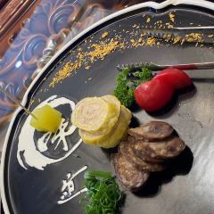 Hutaoliyinyue Bar User Photo
