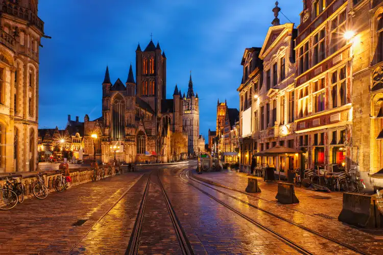 Hotels near STAM - Ghent City Museum