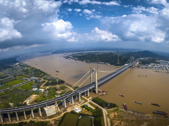 潤揚長江大橋