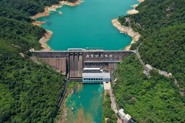 Отели рядом со станцией 