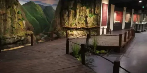 秦嶺佛坪博物館