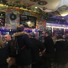 Bjork Bar & Grill 여행 사진