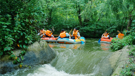 Tianle Lake Drifting