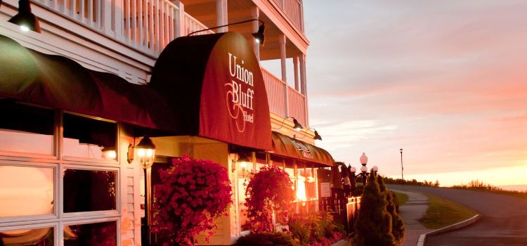 Union Bluff Grill & Pub