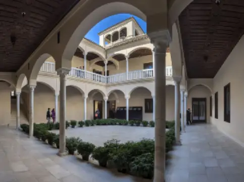 マラガ・ピカソ博物館