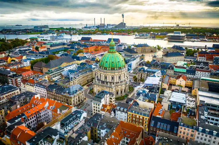 Hotels near Frederik's Church