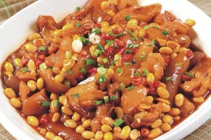 高胡赛东乡人家