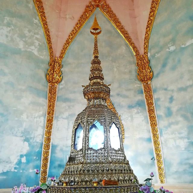 พระมหาเจดีย์ชัยมงคล (วัดผาน้ำย้อย)