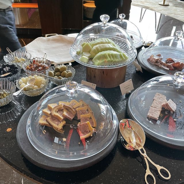 Grand Hyatt 的 Tiffin buffet,吃到飽! Grand Hyatt 的 Tiffin buffet,吃到飽!