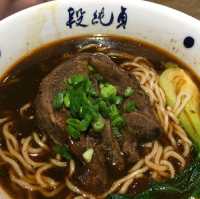正宗台灣牛肉麵