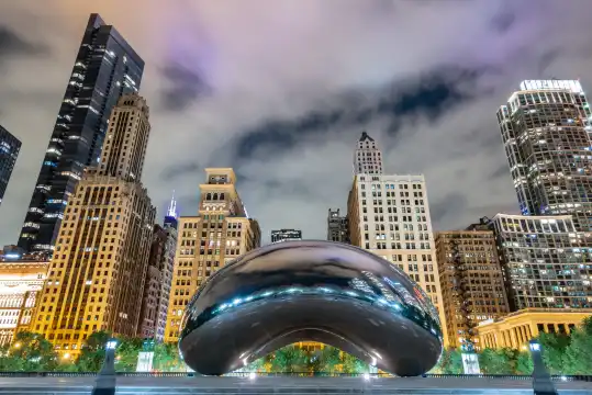 Hotels near Cloud Gate