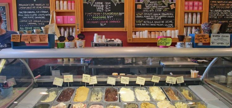 Crossroads Bake Shop